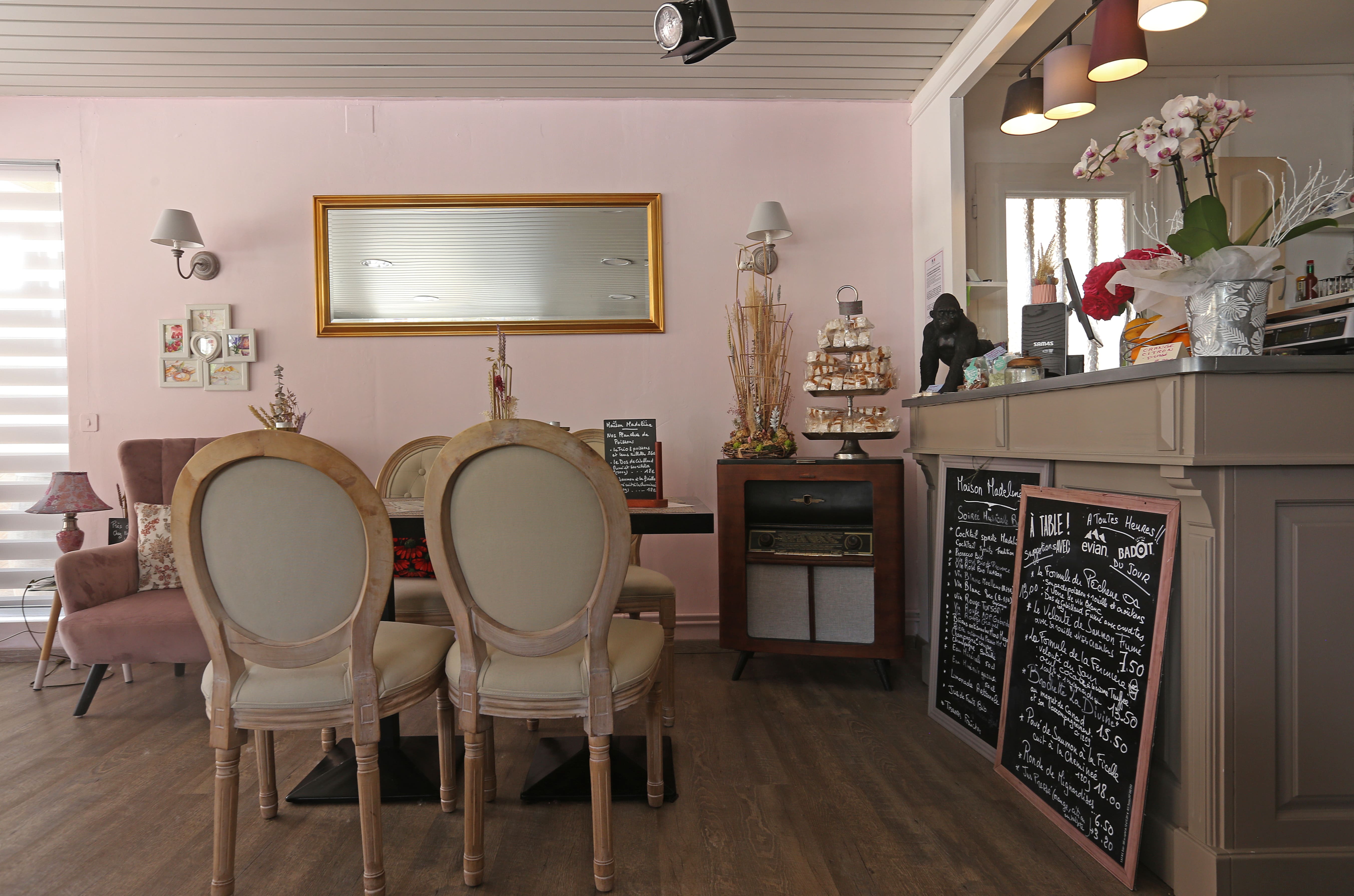A Eugénie-les-Bains, la Maison Madeline ouvre ses portes du mardi au dimanche. Envie d'une pause petite conviviale et gourmande ?